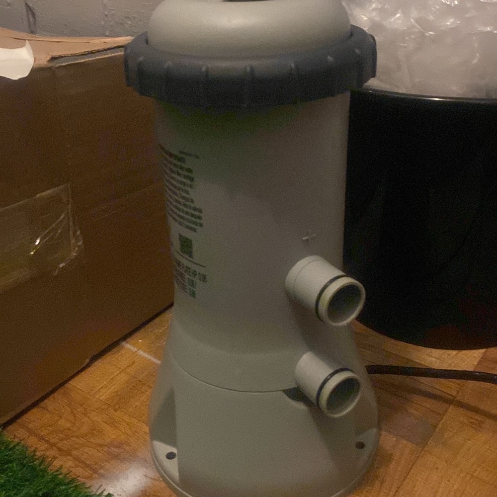 Pool pump - Picture 3 of 12